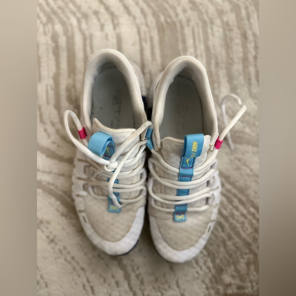 Nike Women's Free Metcon 5 'White Aquarius Blue' DV3950-103 - Size US 8